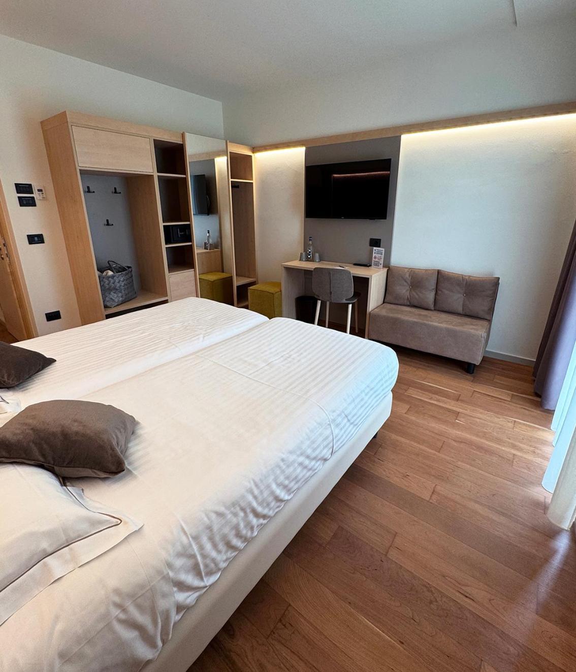 Hotel Villa Letizia Bardolino Buitenkant foto